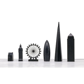 SKYLINE CHESS - Acrylic Chess Set with Wooden Board - New York vs London