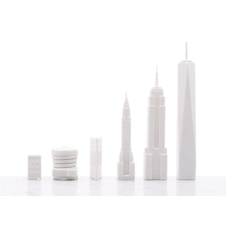 SKYLINE CHESS - Acrylic Chess Set with Wooden Board - New York vs London