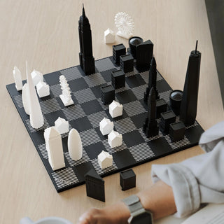 SKYLINE CHESS - Acrylic Chess Set with Wooden Board - New York vs London